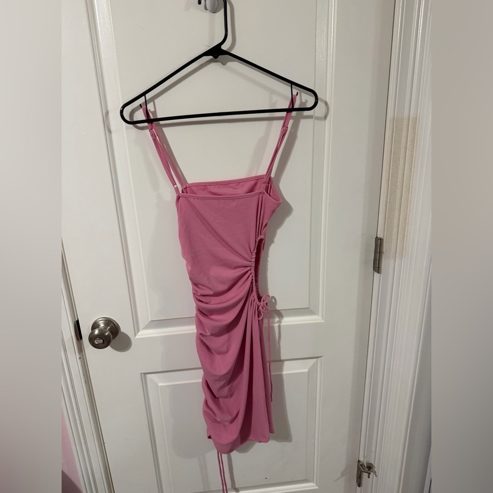 Alice Elle Pink Ribbed Ruched Cut-Out Mini Dress Size 8 - Picture 5 of 6